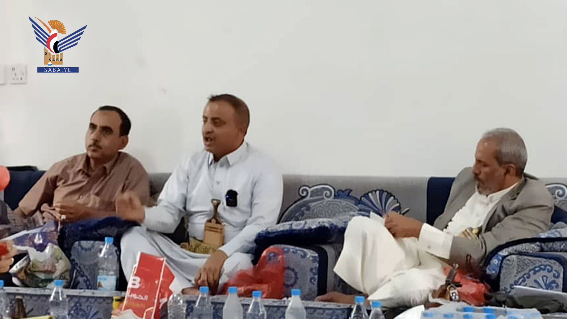 مناقشة آليات تنفيذ برنامج التوسع في زراعة الحبوب والبقوليات بالضالع