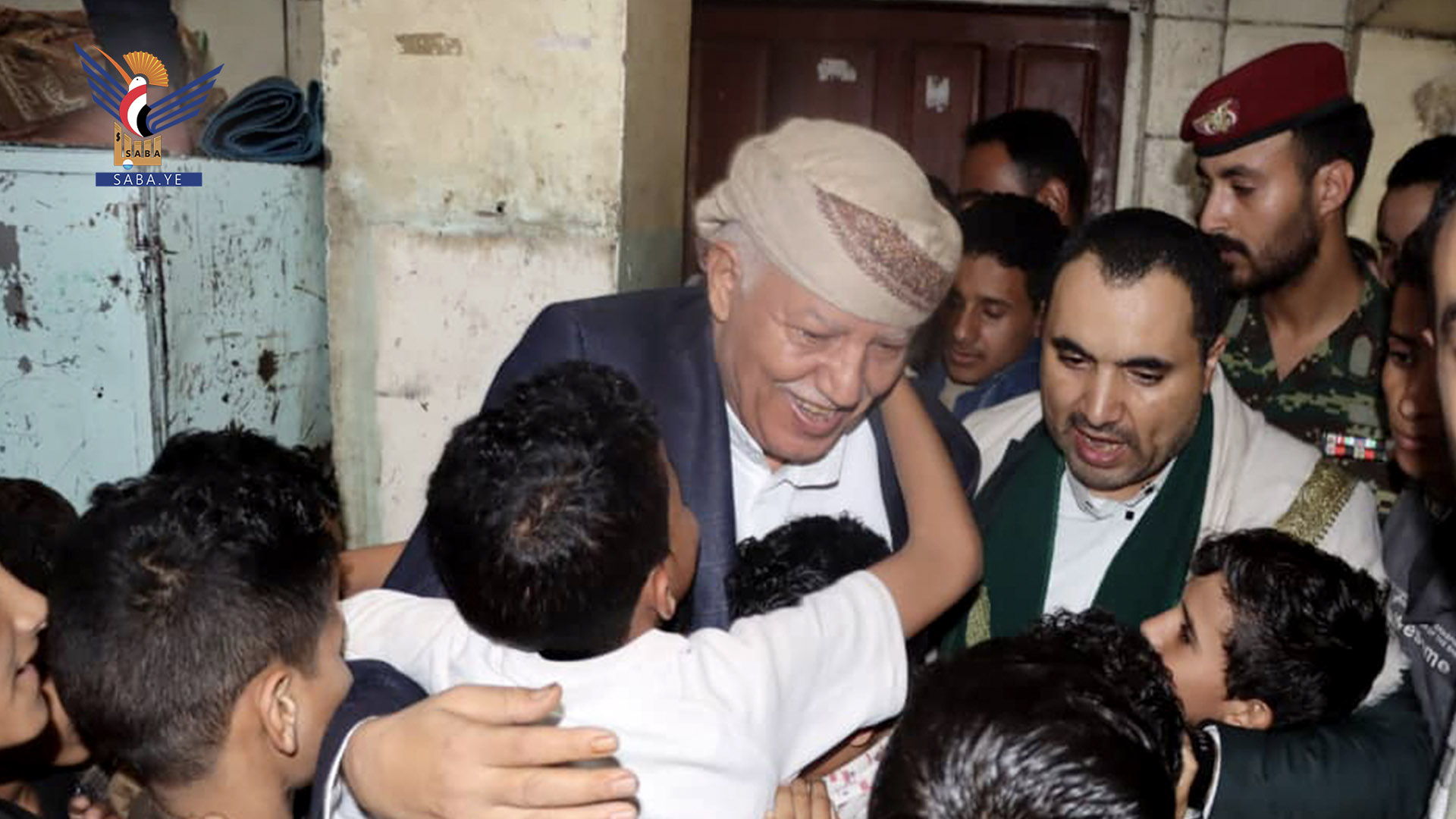 مكتب هيئة أوقاف إب يكرّم منتسبي دُور رعاية وتأهيل الأيتام واليتيمات