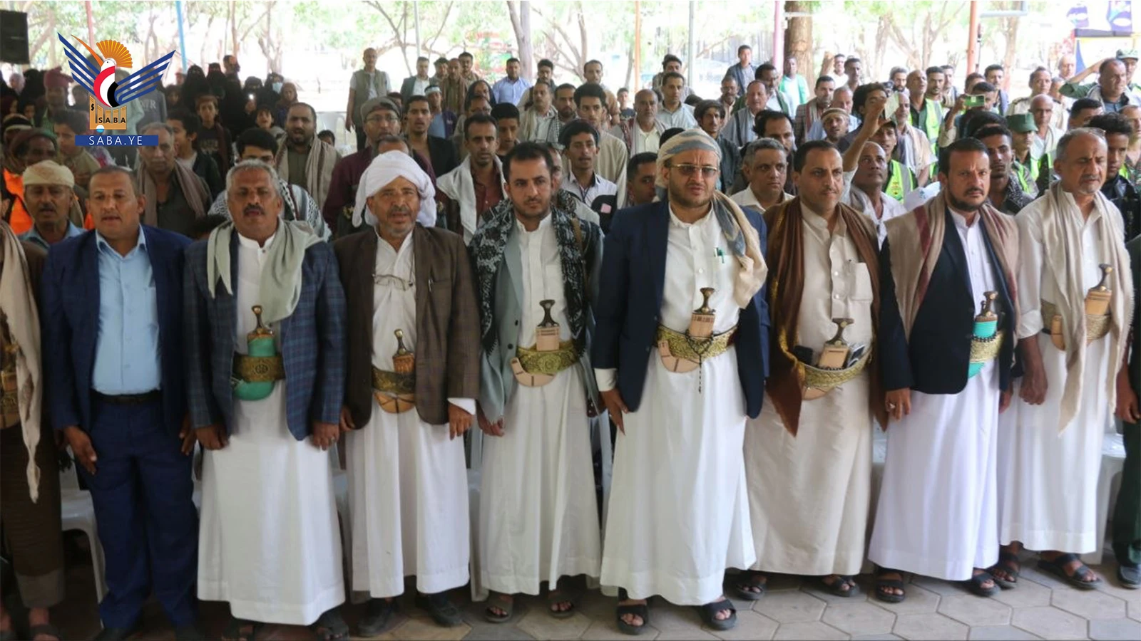 السلطة المحلية بتعز تكرّم فرسان الأرض ورواد التوطين وعمال الصمود