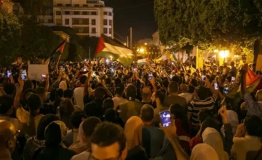 مظاهرة في باريس مُنددة بإنذارات إخلاء العدو الصهيوني لمستشفيات شمال غزة