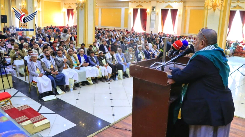 فعالية لعدد من المكاتب التنفيذية بصنعاء بذكرى سنوية الشهيد