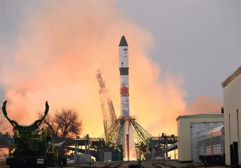 إيران تطلق القمر الصناعي "ناهيد 2" إلى الفضاء بواسطة صاروخ روسي إيران تطلق القمر الصناعي "ناهيد 2" إلى الفضاء بواسطة صاروخ روسي