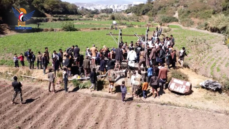 إب.. حملة لمنع ري الأراضي الزراعية بمياه الصرف الصحي وضبط المخالفين