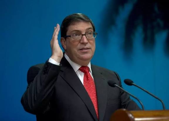 كوبا تدين طرد الإكوادور موظفي سفارتها وتصف القرار بالتعسفي وغير المبرر