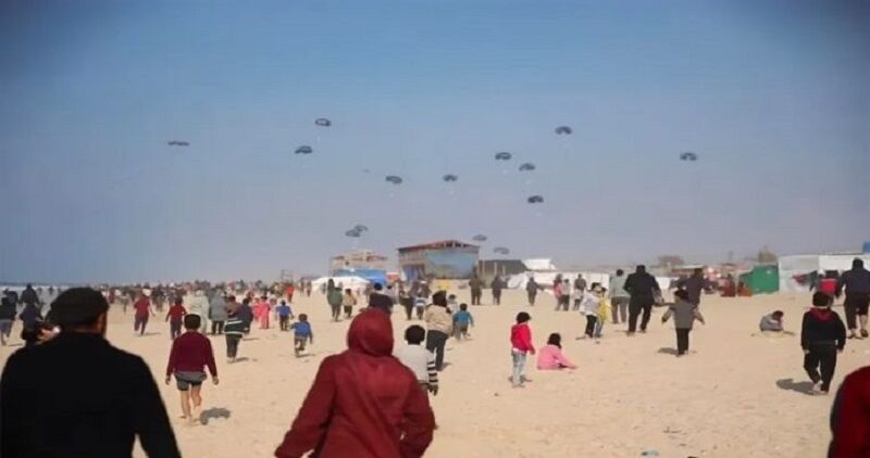 "الأورومتوسطي": الإنزالات الجوية للمساعدات مهينة ولا تعالج التجويع بغزة