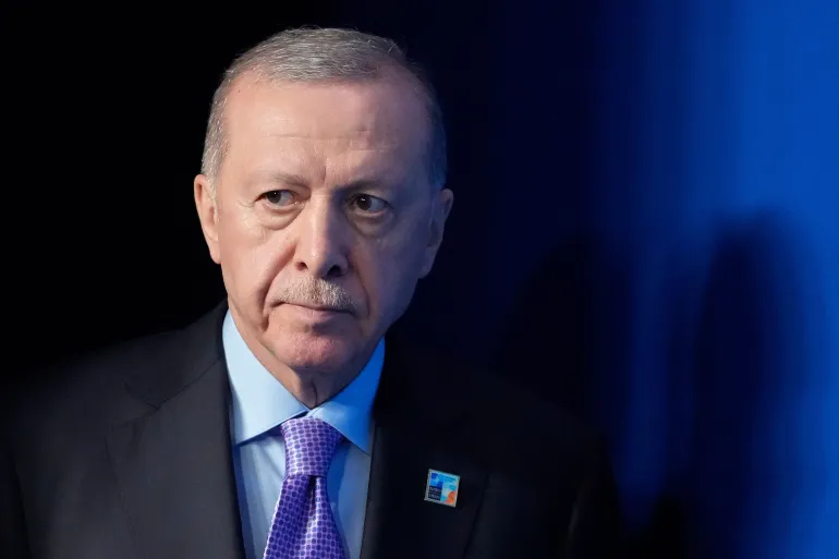 أردوغان: جرائم "إسرائيل" بغزة فاقت النازية وآن الأوان لنقول بصوت واحد: كفى أردوغان: جرائم "إسرائيل" بغزة فاقت النازية وآن الأوان لنقول بصوت واحد: كفى