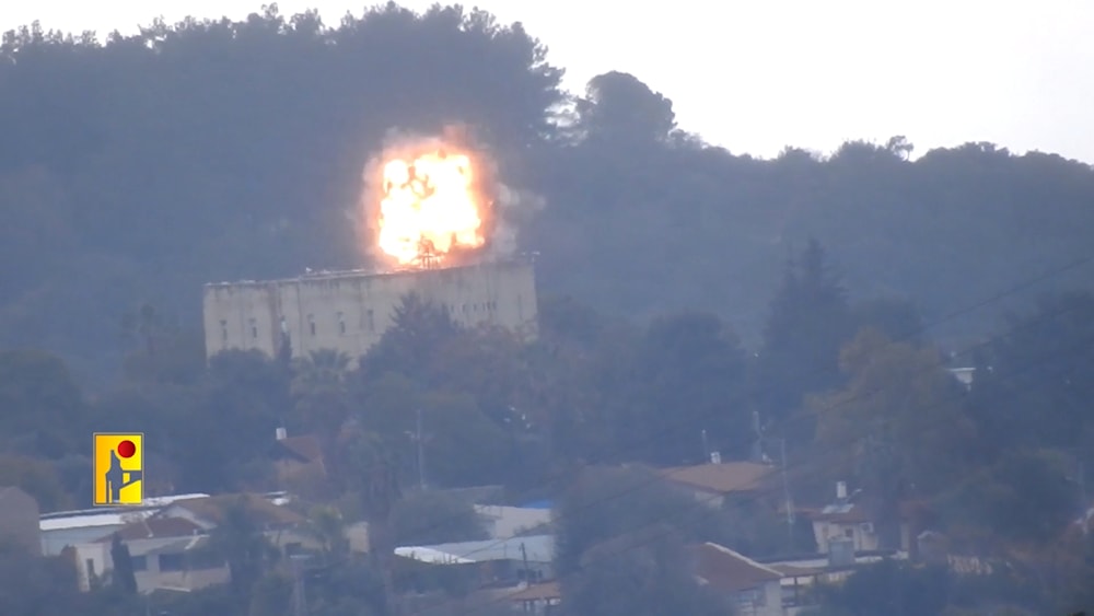 المقاومة اللبنانية تستهدف مبنىً لجنود العدو في "شوميرا" والتجهيزات التجسسية في "دوفيف"