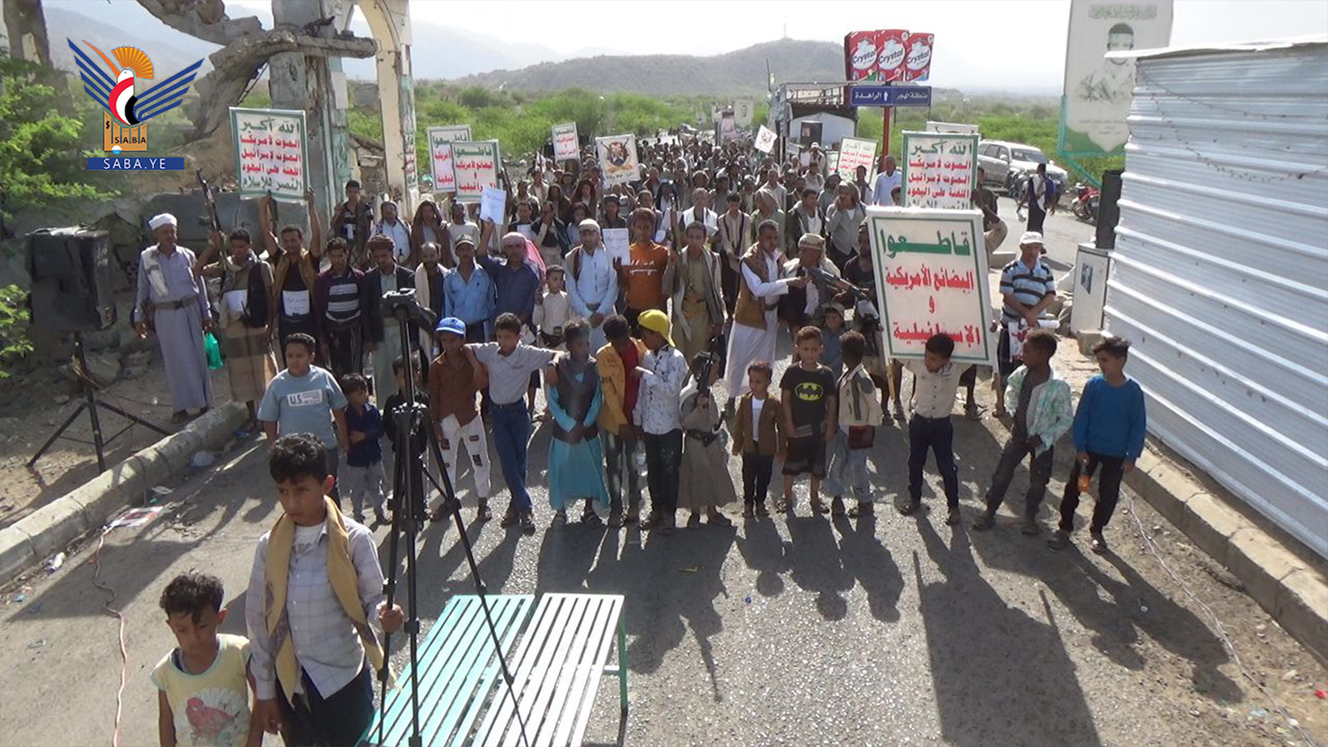 لحج.. مسيرتان بالقبيطة تأكيدا على مواصلة النصرة لغزة وتنديدا بالعدوان الصهيوني على إيران