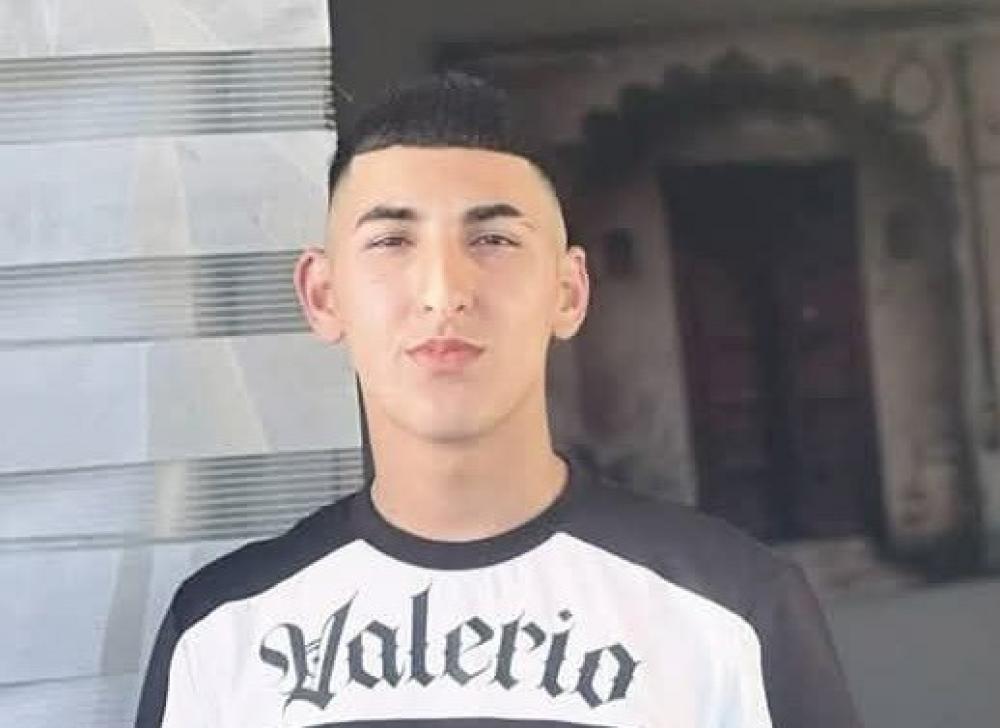 استشهاد شاب فلسطيني متأثرًا بإصابته برصاص العدو الصهيوني في مخيم الجلزون