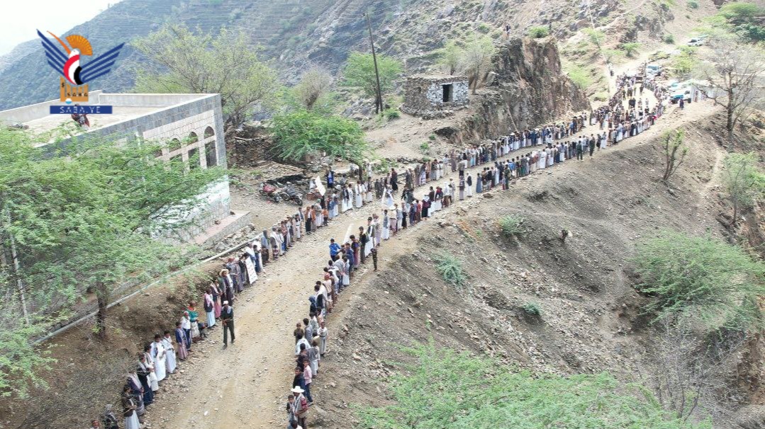 وقفة لقبائل وضرة في حجة إعلانا لوثيقة الشرف والنفير العام