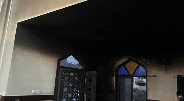 حماس: إحراق مسجد في سلفيت تصعيد سيواجه بتصعيد المقاومة