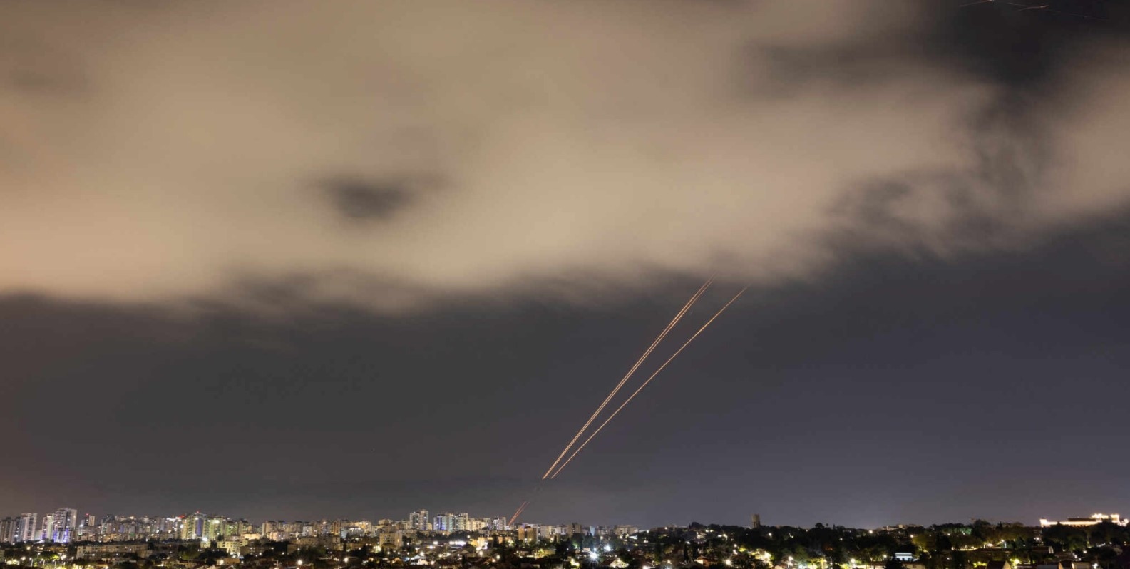 "معاريف": أنتصر الإيرانيون قبل أن يطلقوا صواريخهم علينا