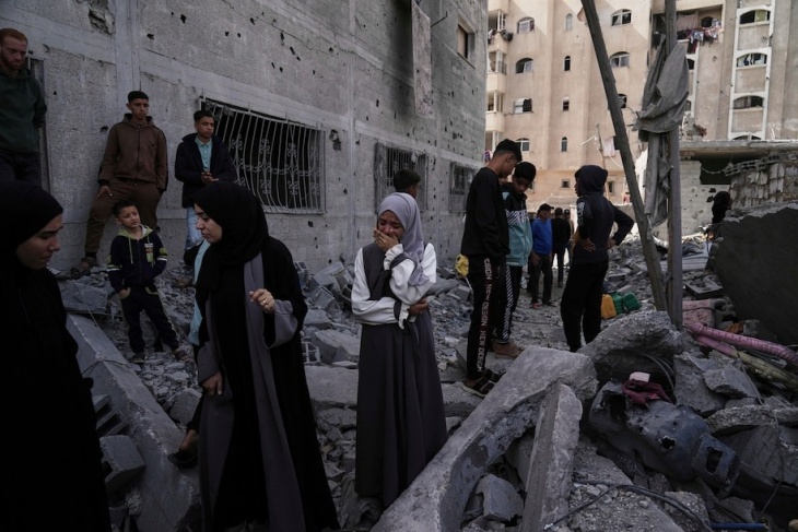 20 يوما لاستئناف العدوان: شهداء بالعشرات تدمير مربعات سكنية برفح وشهداء بخان يونس وغزة