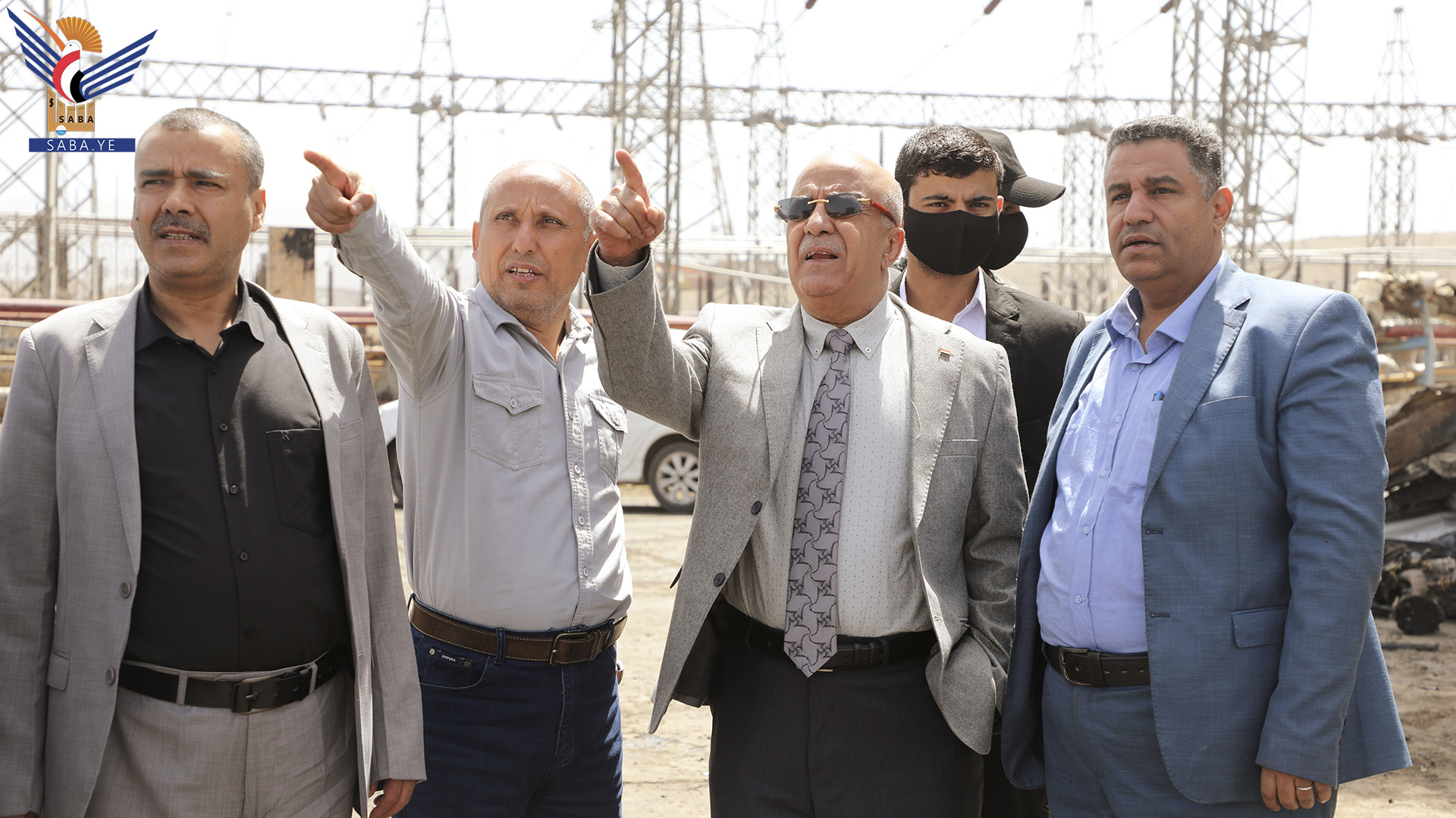 رئيس مجلس الوزراء يلتقي قيادة وزارة الكهرباء ويطلّع على حجم الأضرار في محطتي حزيز وذهبان