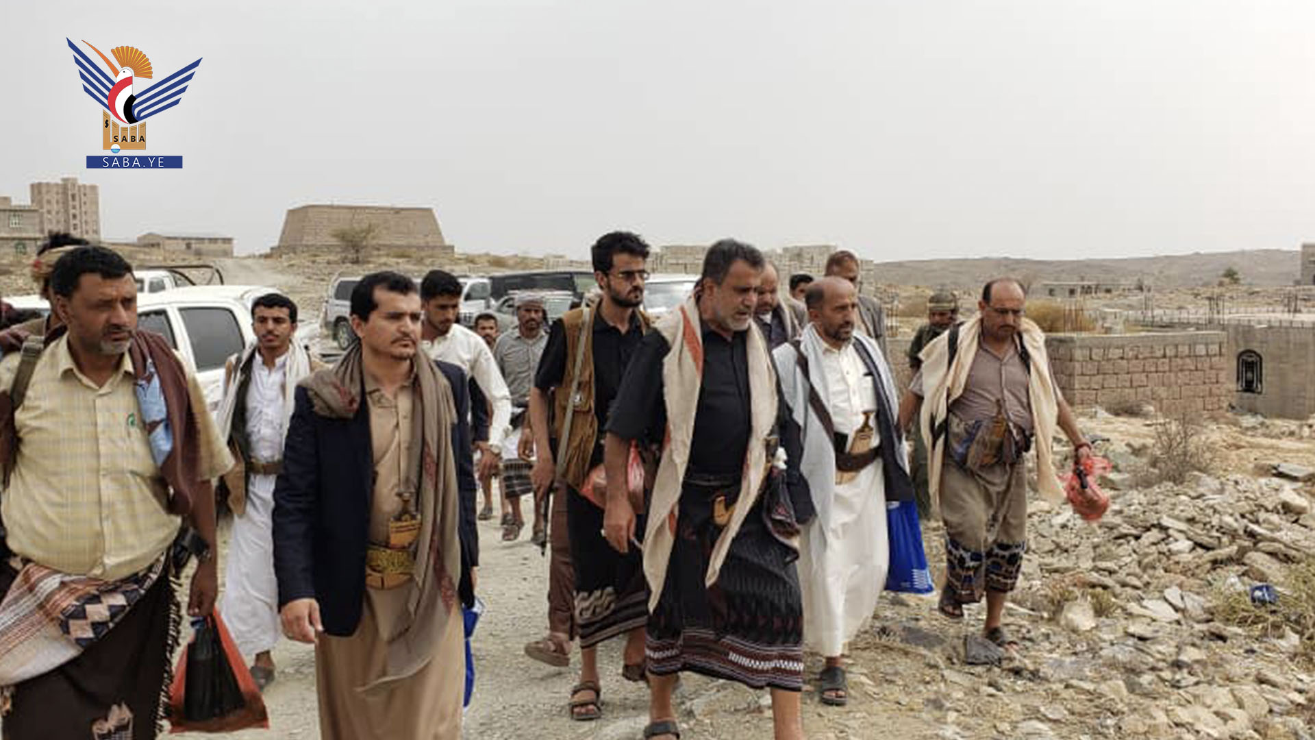 محافظ البيضاء يلتقي مشايخ ووجهاء عزلة الضحاكي آل مشدل