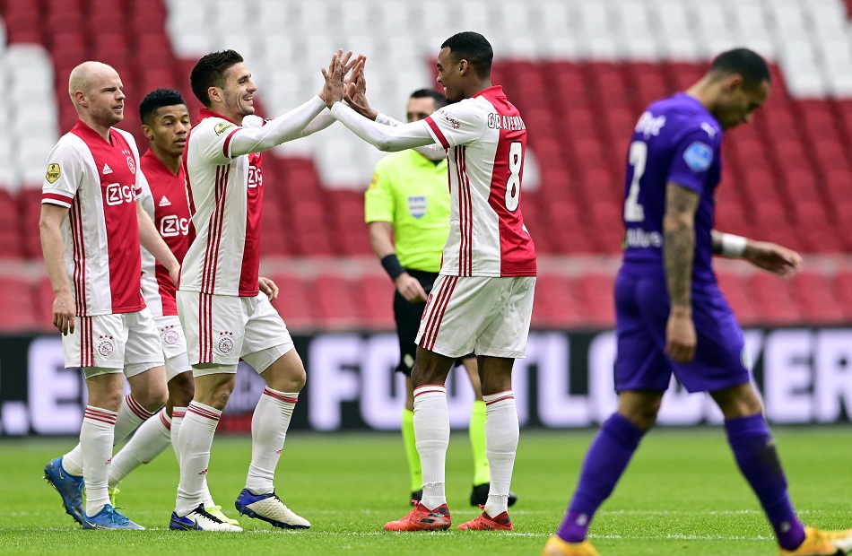 أياكس امستردام يعود لطريق الانتصارات بالدوري الهولندي بعد 37 يوماً