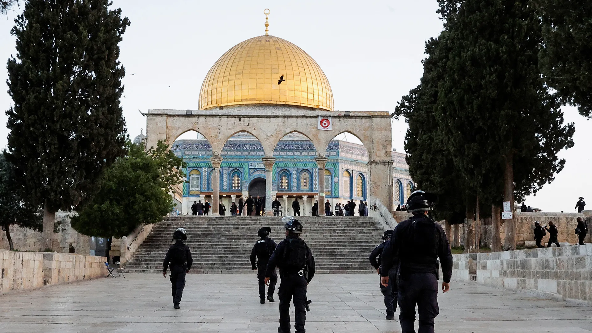 "المجاهدين الفلسطينية": استمرار إغلاق العدو الصهيوني للمسجد الأقصى تصعيداً خطيراً وانتهاكاً صارخاً