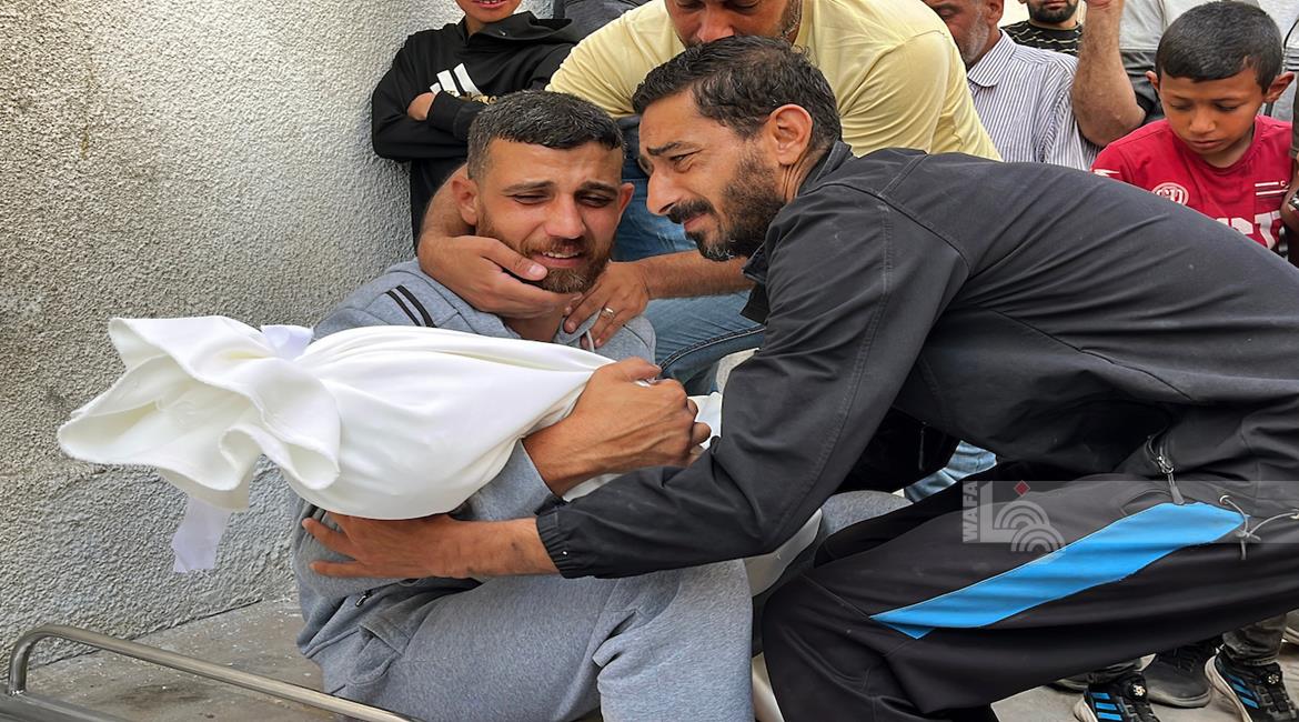 العدو الإسرائيلي يرتكب مجزرتين في غزة تسفران عن 15 شهيداً