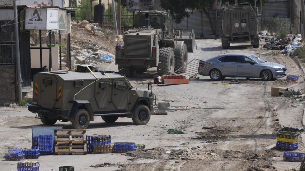 بعد غزة.. العدو الصهيوني يوسع عدوانه في الضفة الغربية المحتلة بعد غزة.. العدو الصهيوني يوسع عدوانه في الضفة الغربية المحتلة