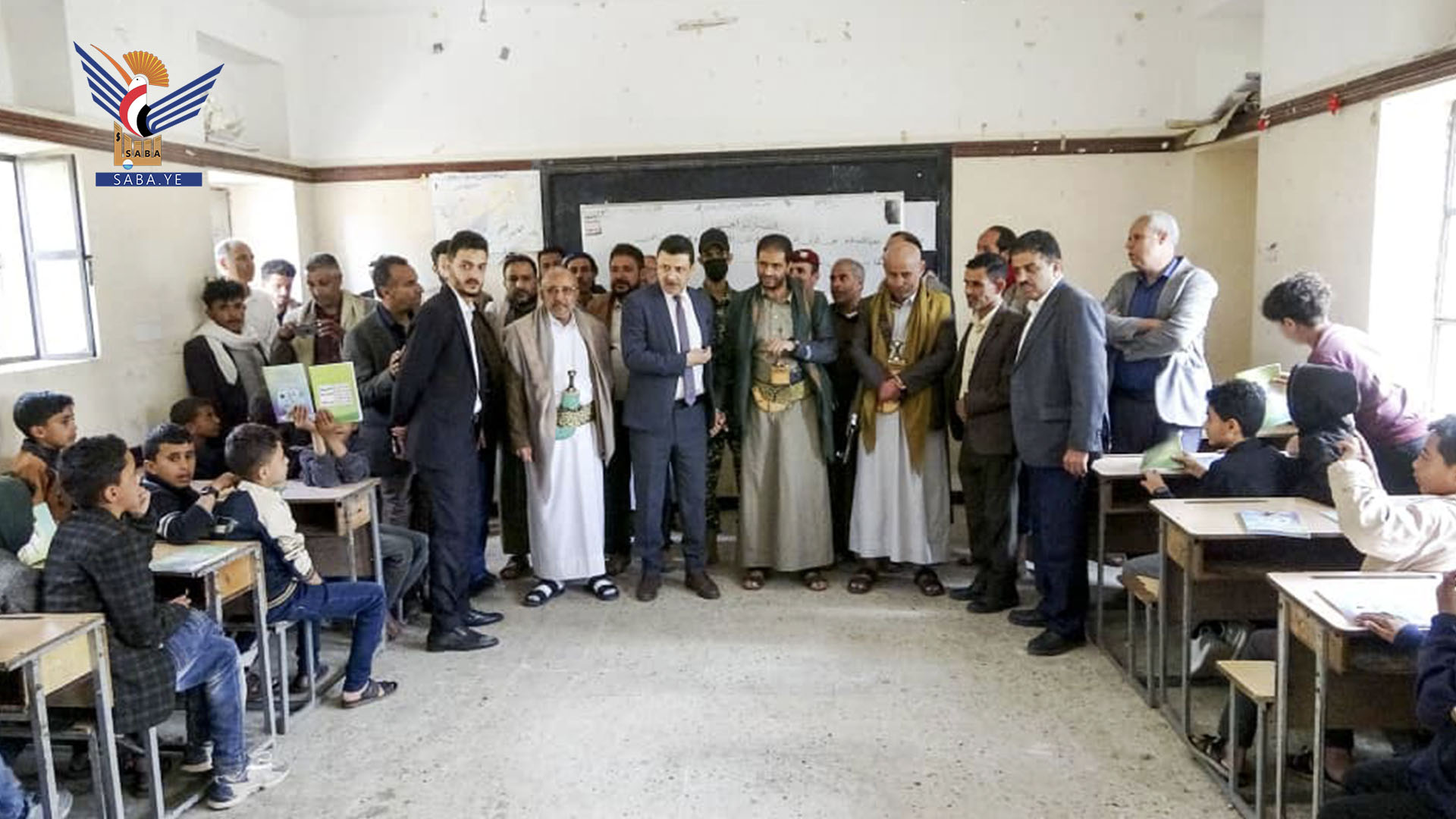 نائب وزير التربية يتفقد الاختبارات والدورات الصيفية في بعدان بإب