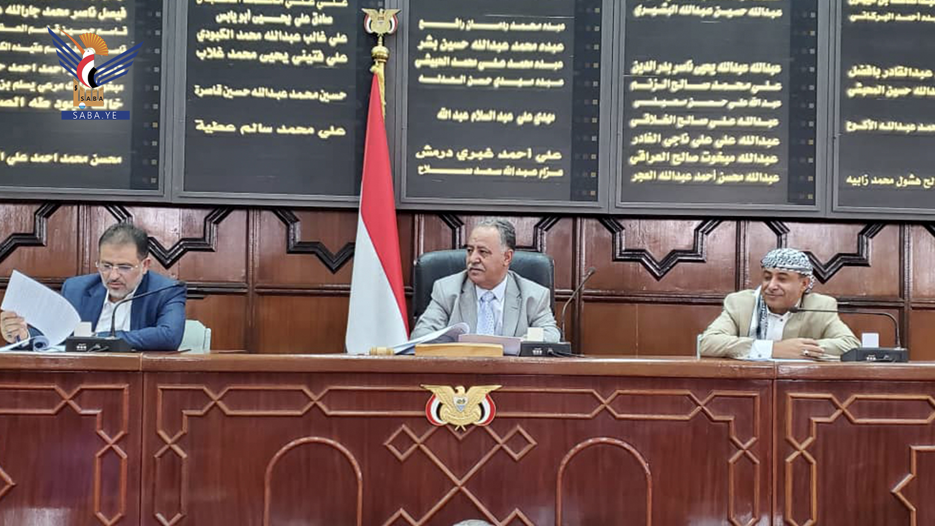 مجلس النواب يبدأ جلسات أعمال انعقاده السنوي ويؤكد دعمه لخيارات مواجهة الحرب الاقتصادية