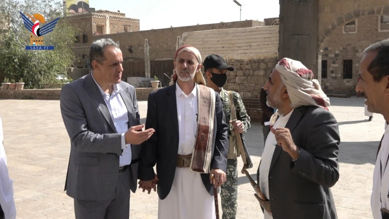 العلامة مفتاح يطلع على الأضرار التي طالت المتحف الوطني جراء العدوان الإسرائيلي