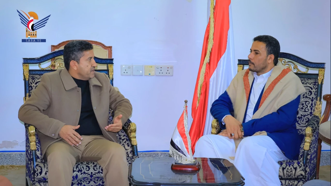 مناقشة تعزيز الشراكة بين وزارة الشباب والرياضة وهيئة مكافحة الفساد