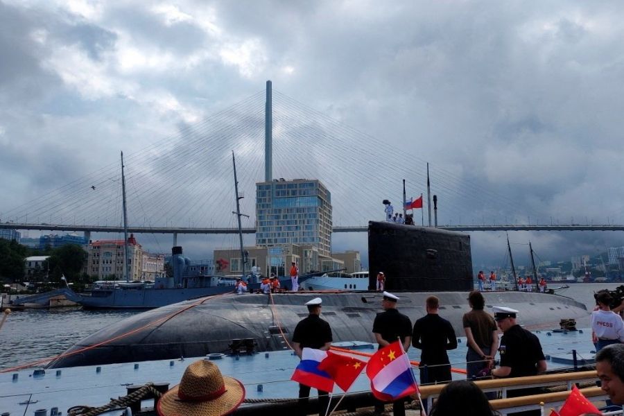 مناورات بحرية روسية صينية في بحر اليابان​