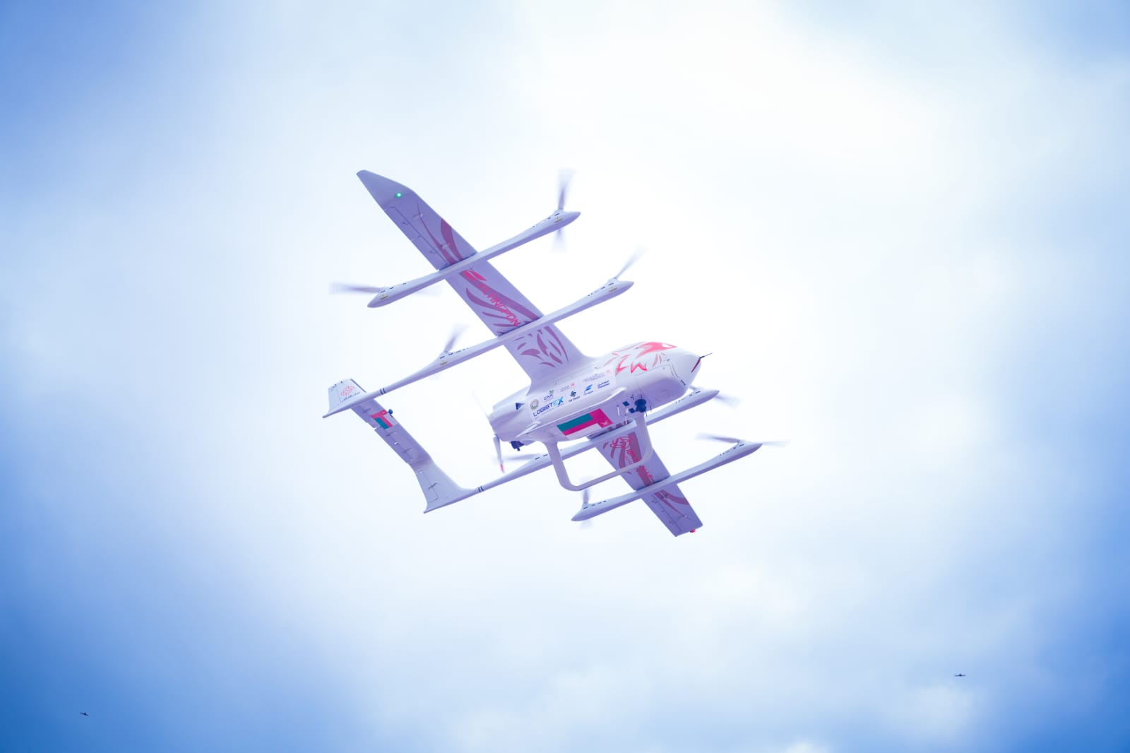 سلطنة عُمان تدشن طائرة الشحن المسيّرة "سهم"