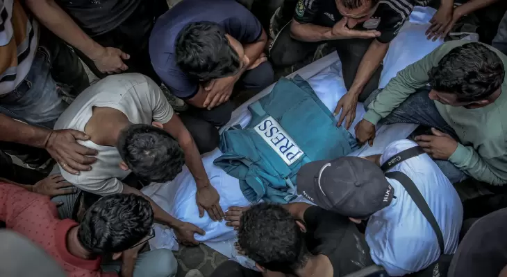 "مراسلون بلا حدود" تطالب بدخول الصحافة الدولية إلى غزة وبتحقيق العدالة للضحايا