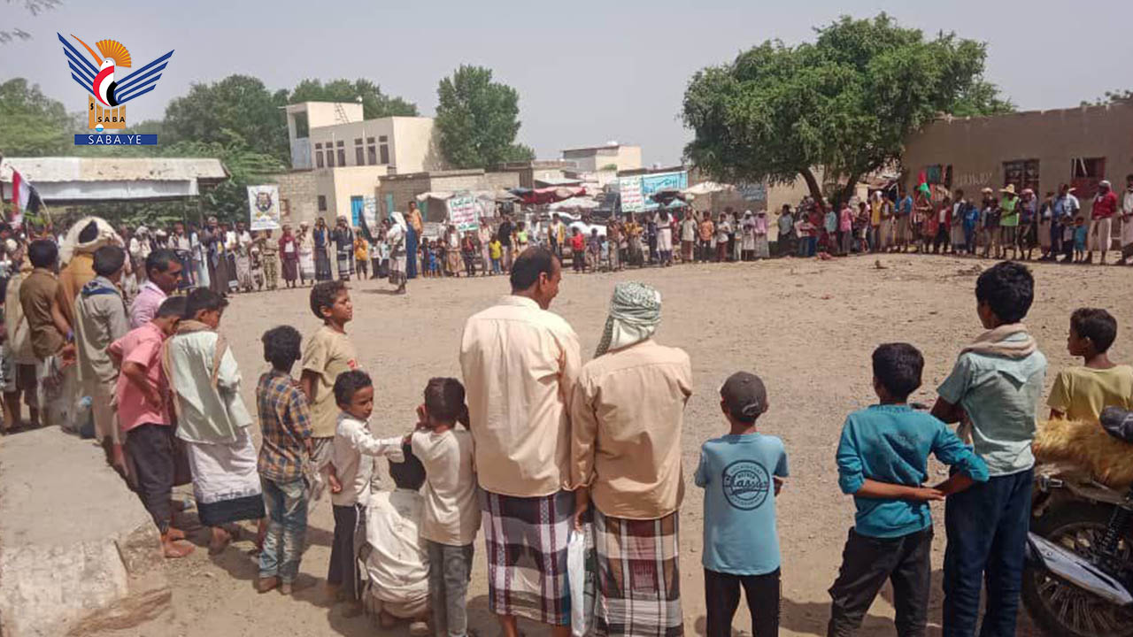 وقفة لقبائل الوعارية بالمنصورية في الحديدة إسنادا لغزة وتنديدا بجرائم العدو الصهيوني