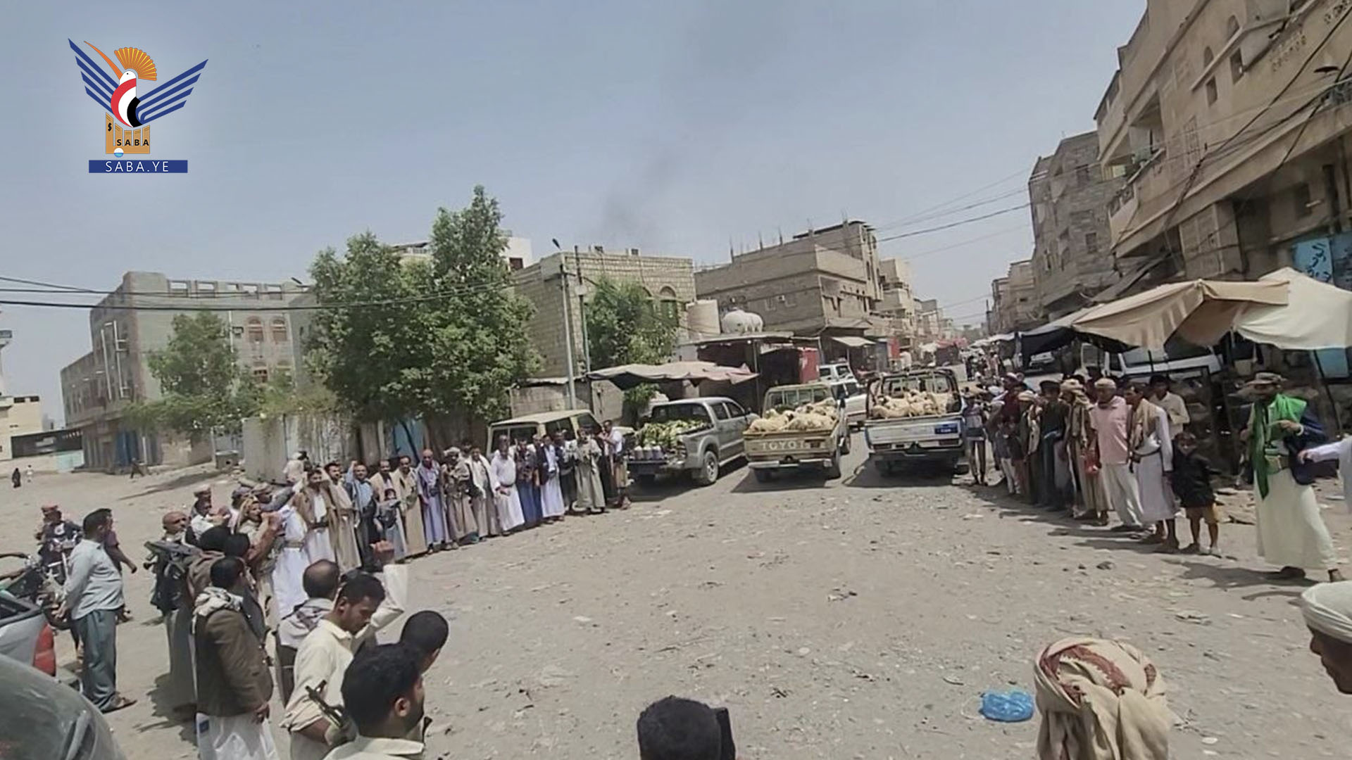 قافلة عيدية من أبناء مديرية ملحان بالمحويت للمرابطين في الجبهات