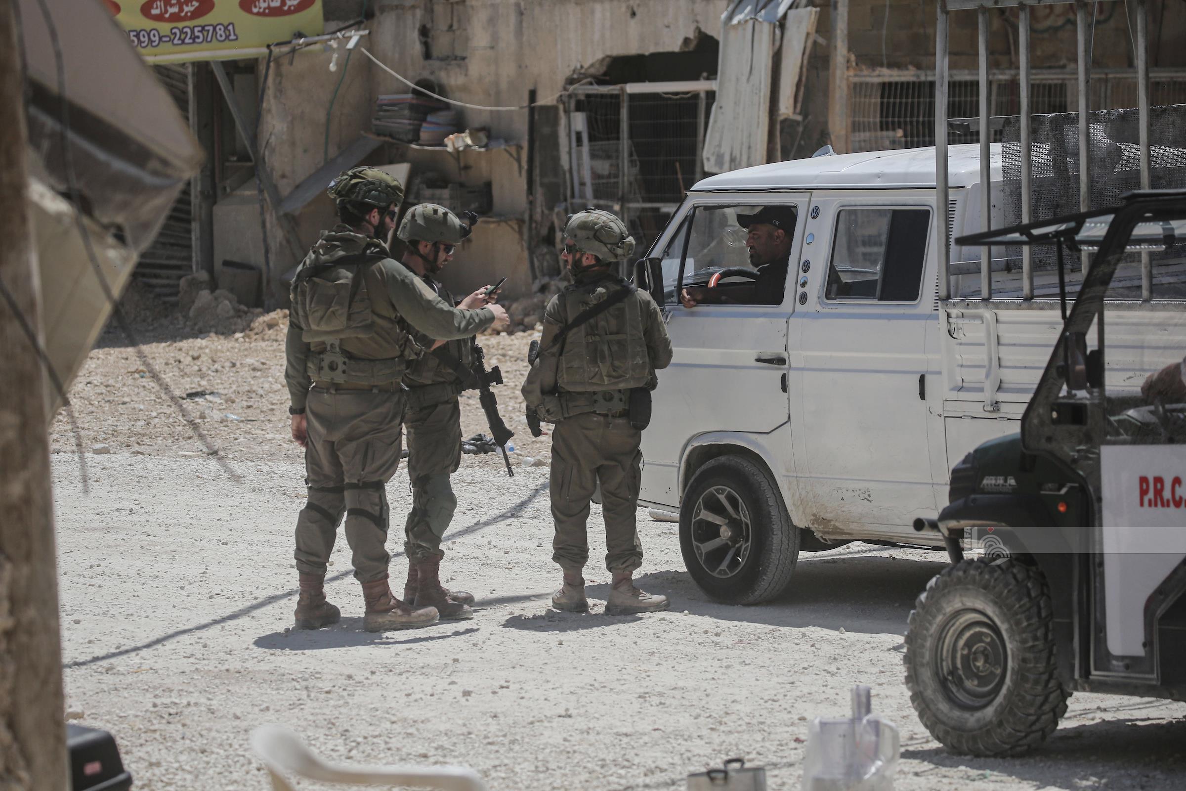 العدو الصهيوني يواصل عدوانه على طولكرم ومخيماتها شمال الضفة الغربية