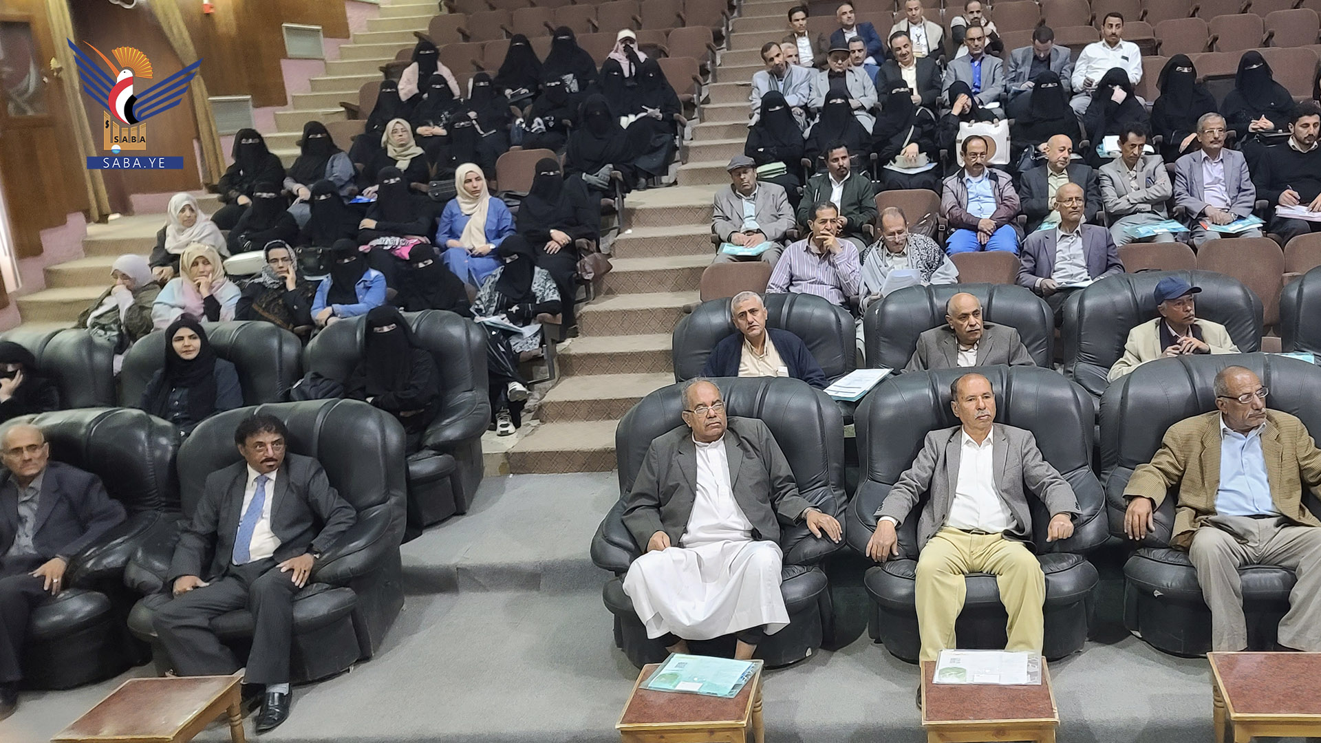 ورشة لمناقشة الخطة الاستراتيجية وتوصيف برنامجي الدبلوم والدكتوراه لكلية الآداب بجامعة صنعاء