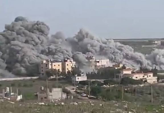 طيران العدو الإسرائيلي يشن غارات على عدة مناطق في لبنان