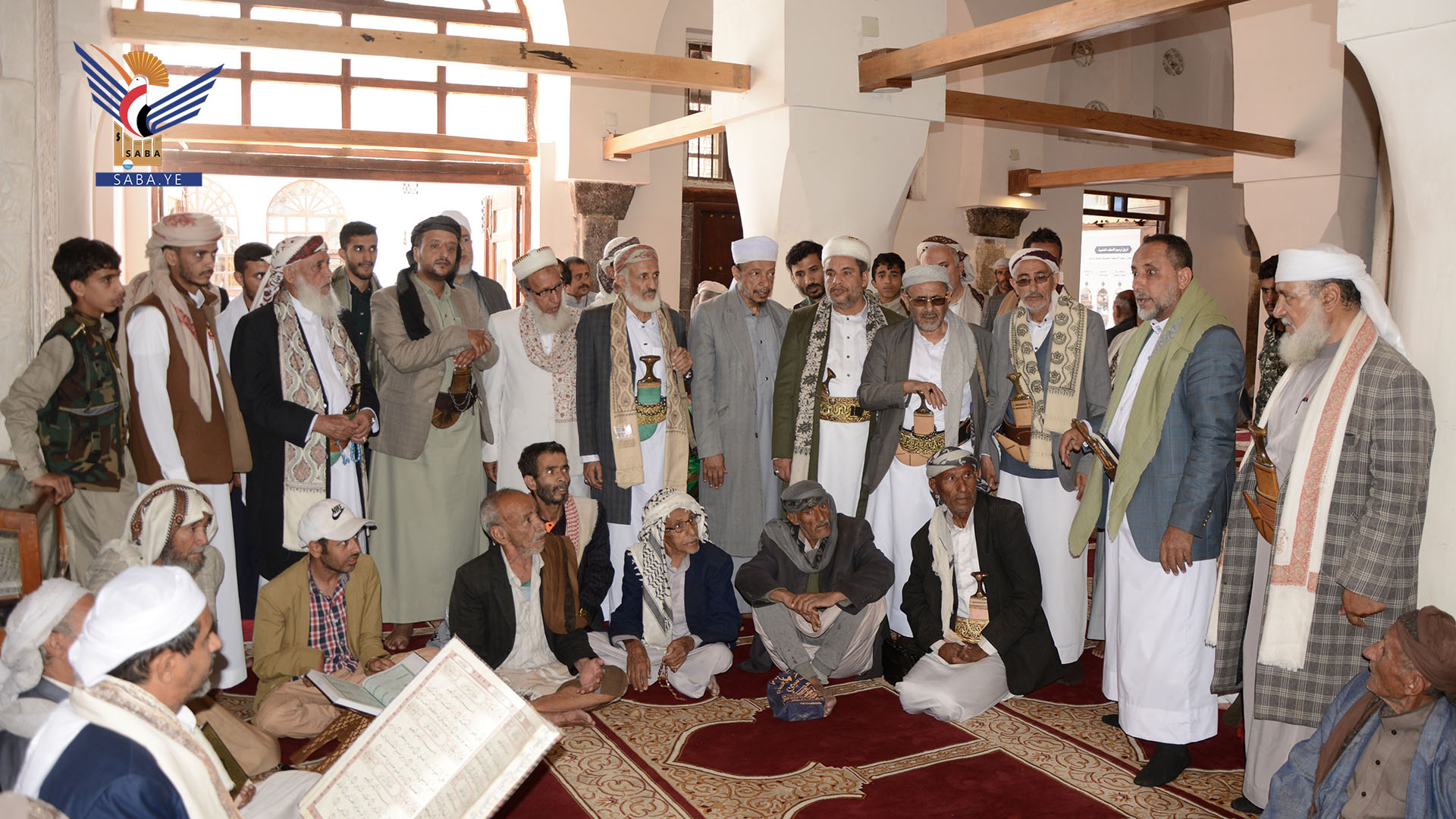 رئيس وأعضاء اللجنة المركزية العليا للتعبئة والحشد يزورون الدورة الصيفية بالجامع الكبير بصنعاء