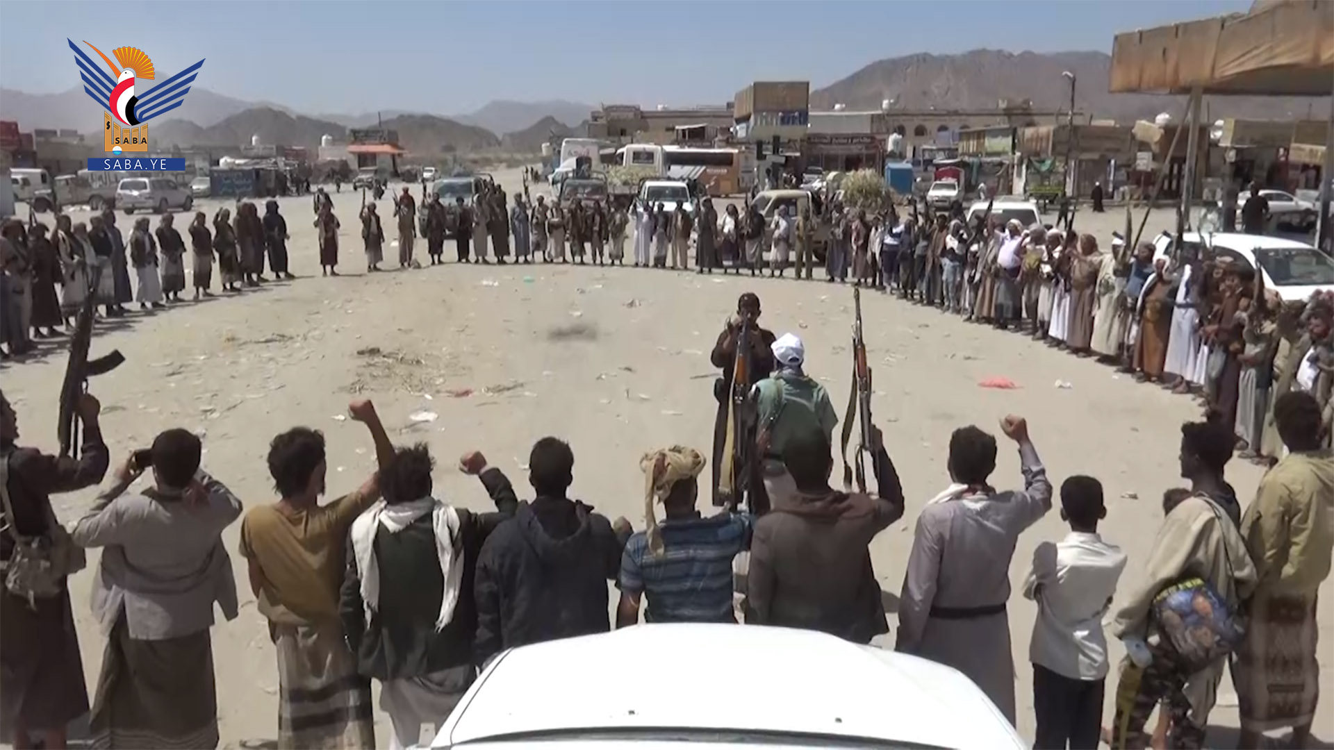 لقاءات ووقفات بمأرب إعلانًا لوثيقة الشرف القبلية والجاهزية لمواجهة التصعيد الأمريكي