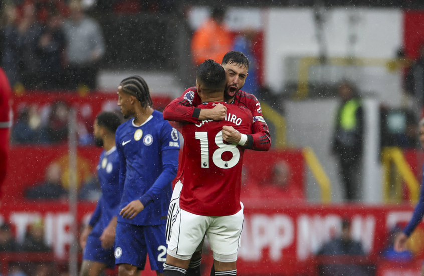 مانشستر يونايتد يحقق فوزا مثيرا على حساب تشيلسي في الدوري الإنجليزي