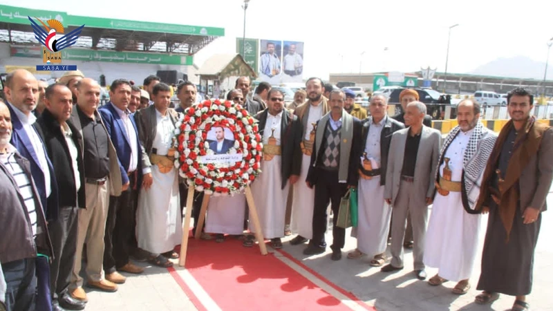 قيادة وموظفو وزارة الثقافة والسياحة يزورون أضرحة الصماد والرهوي والغماري