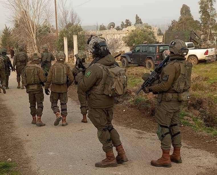 المرصد السوري: قوات "إسرائيلية" تدخل قريتين بريف القنيطرة الشمالي
