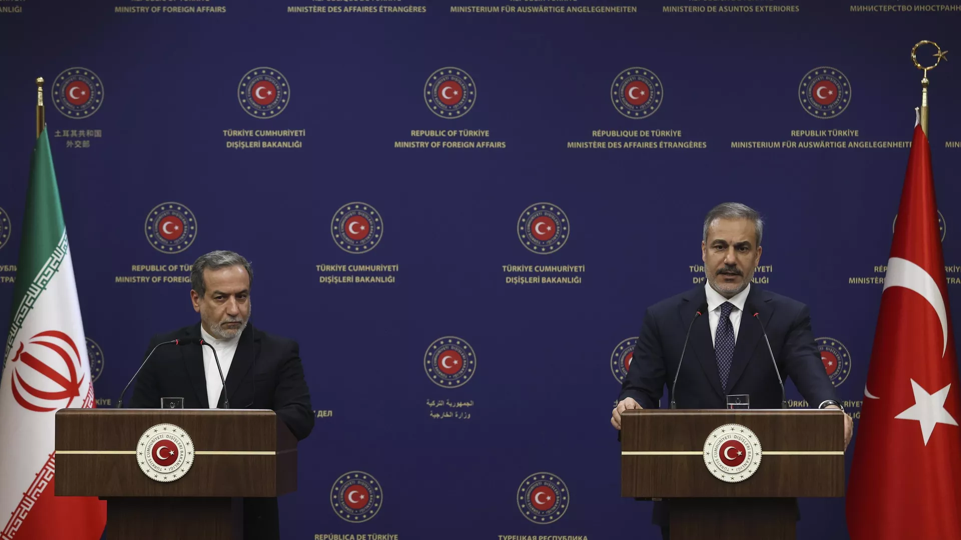 مصدر تركي: انعدام الثقة بين الولايات المتحدة وإيران يمثل العقبة الرئيسية أمام المفاوضات