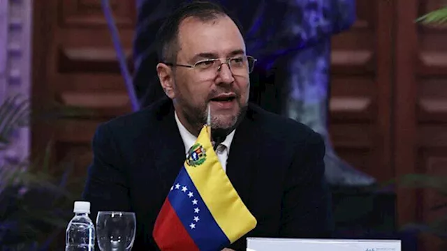 وزير الخارجية الفنزويلي: مادورو أصدر قرارا بتفعيل خطط الدفاع الوطني عن كل البلاد