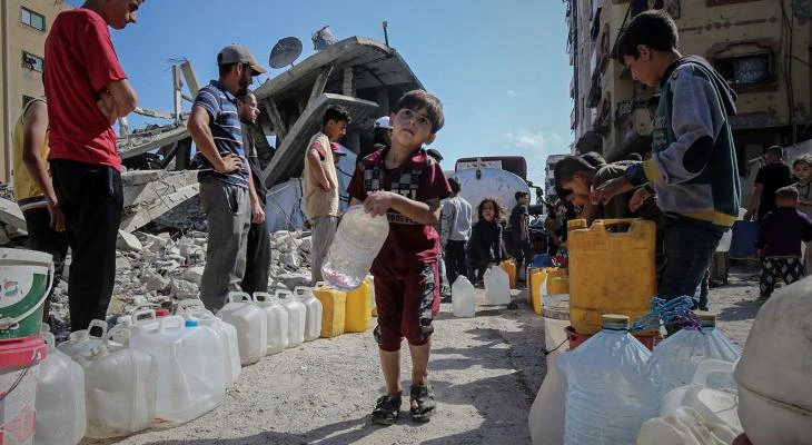 بلدية غزة: نقص المياه يتجاوز 80% جراء تدمير العدو 56 بئرًا مركزيًا