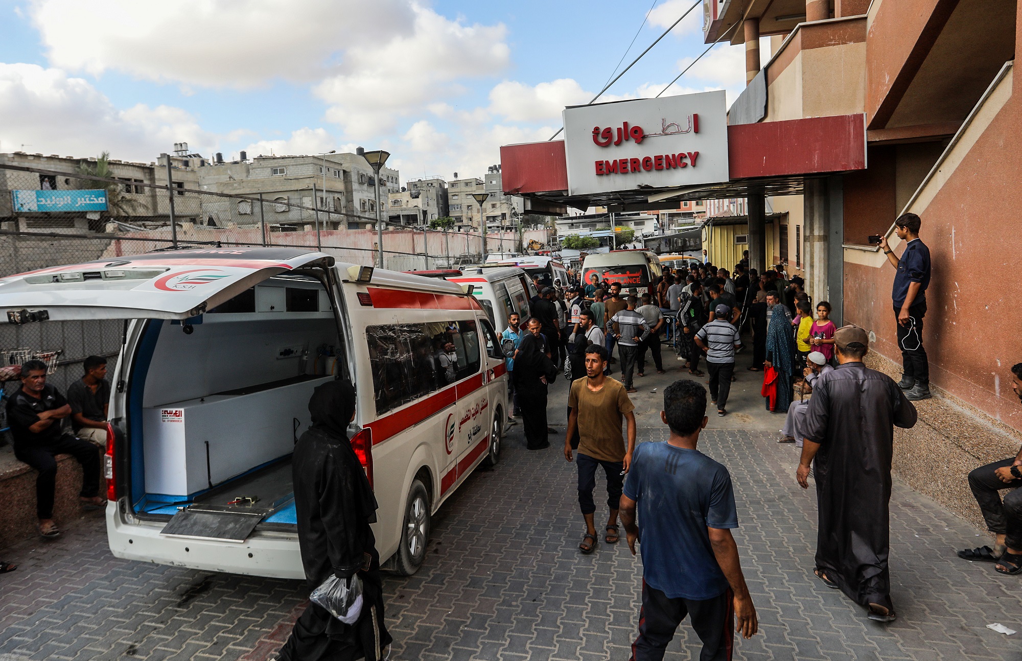 إصابة 7 فلسطينيين بينهم أطفال في قصف العدو الإسرائيلي مناطق متفرقة في قطاع غزة     