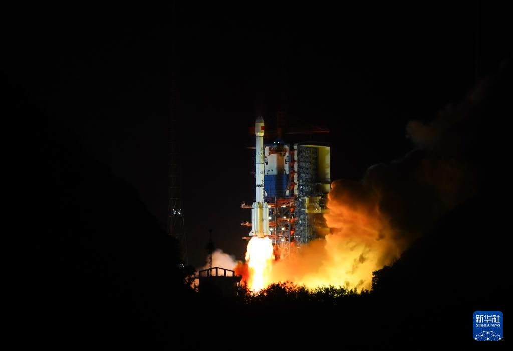 الصين تطلق قمراً صناعياً جديداً لاختبار تكنولوجيا الاتصالات  الصين تطلق قمراً صناعياً جديداً لاختبار تكنولوجيا الاتصالات