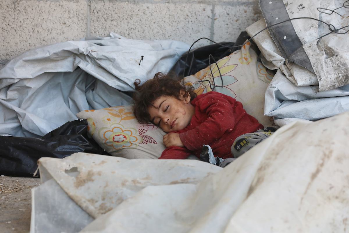 شهداء وجرحى في قصف للعدو الصهيوني على مناطق متفرقة بغزة