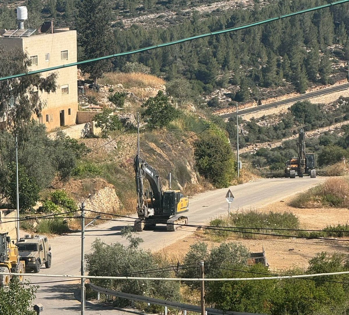 تمهيدا لعملية هدم: العدو الإسرائيلي يقتحم دير ابزيع غرب برام الله