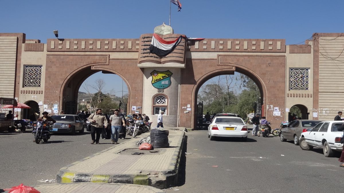 جامعة صنعاء: قرار وزير التعليم العالي الكويتي لا يمس مخرجات الجامعة وإنما يخص المواطنين الكويتيين