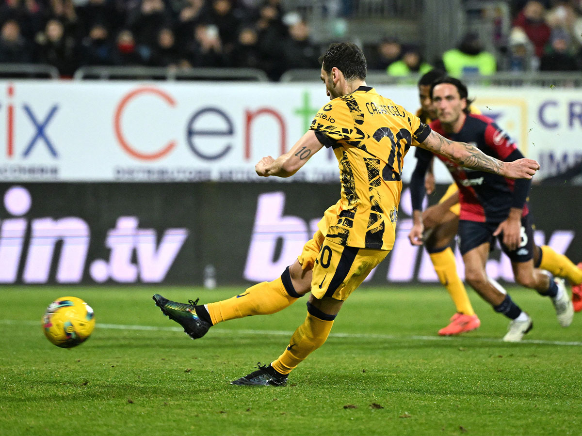 إنتر ميلان يتطلع لتعزيز تصدره الدوري الإيطالي أمام كالياري غداً