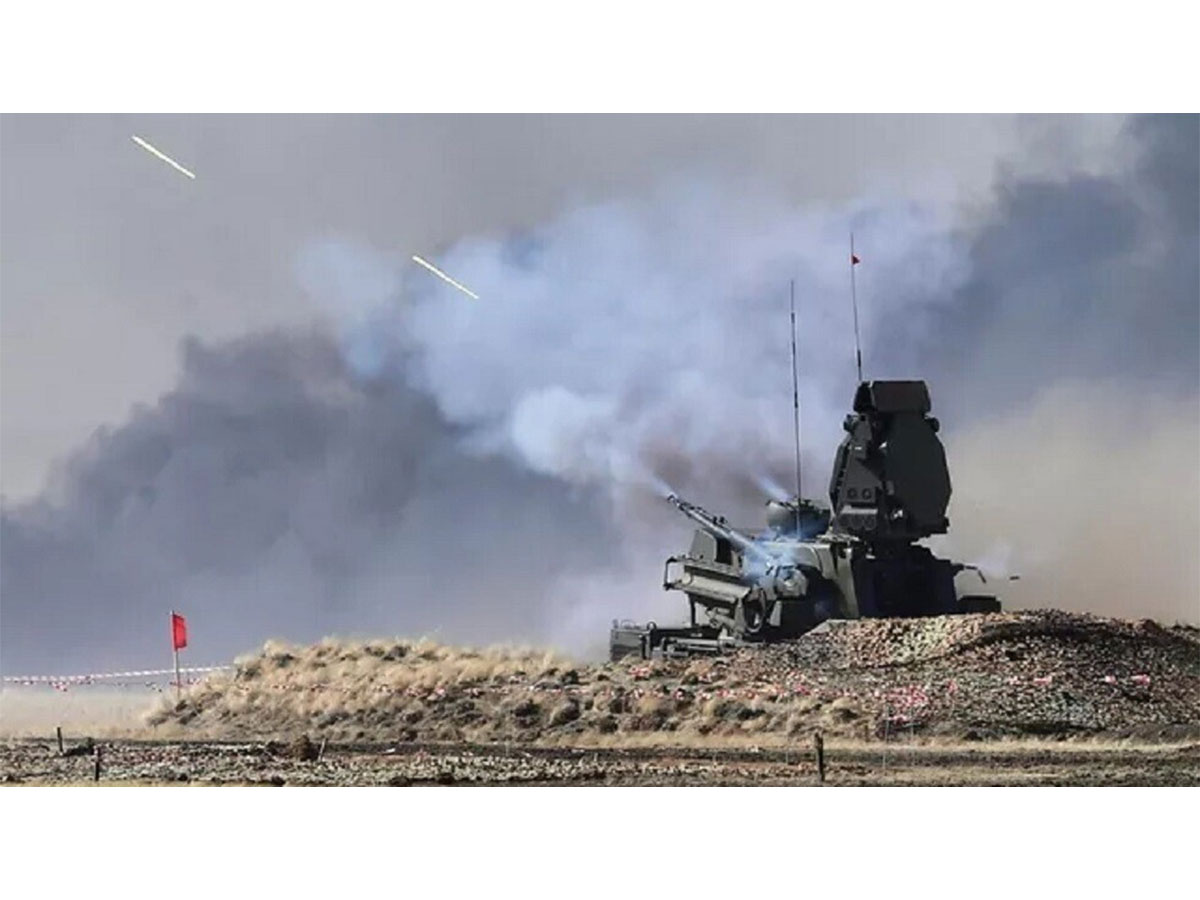 الدفاع الروسية: قواتنا تصدت لهجوم أوكراني بـ91 طائرة مسيرة استهدف مقر إقامة بوتين في نوفغورود